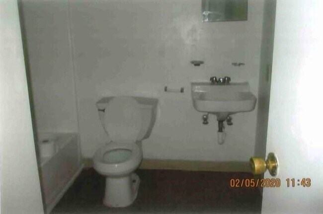 Building Photo - 1 Kanawha Terrace