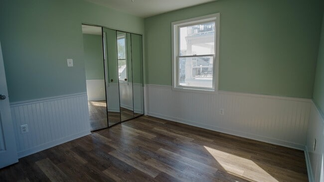 Building Photo - 3719 Ocean Ave