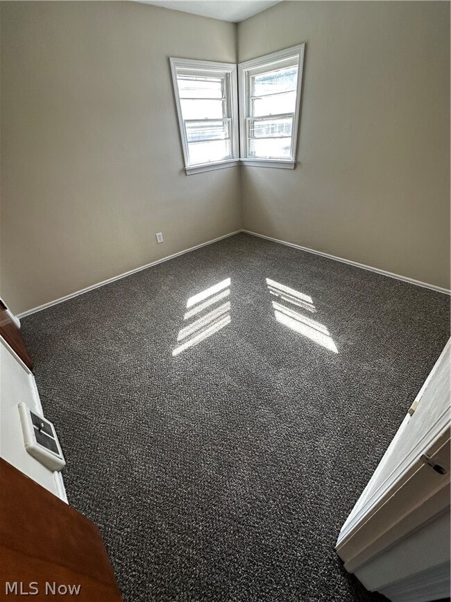 Building Photo - 1234 Sackett Ave