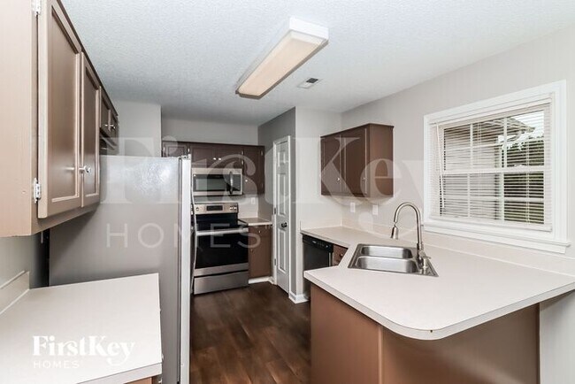 Building Photo - 2112 Dawn Ridge