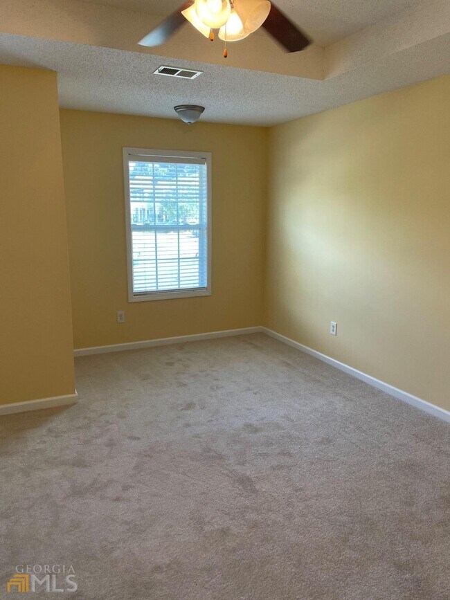 Building Photo - 237 Timber Wolf Trail