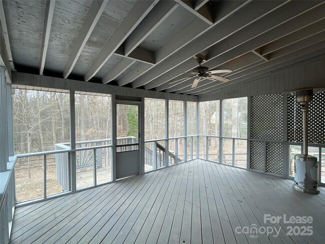 Building Photo - 7624 Zermatt Ln