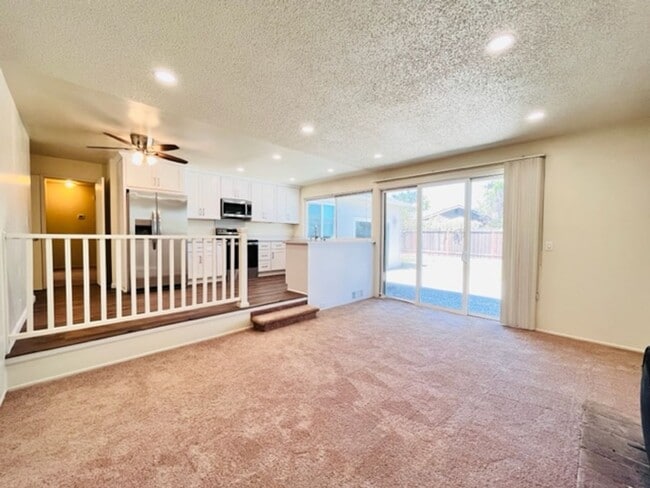 Building Photo - Move-In Ready 4BD/2BA Single Story, Ranch-...
