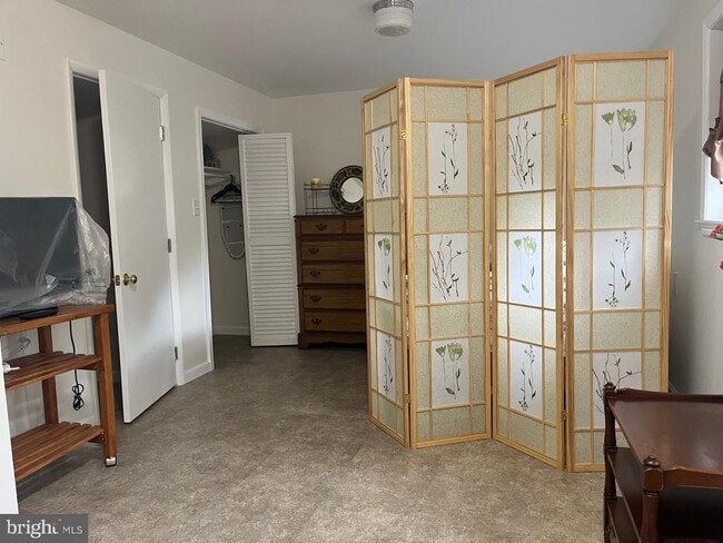 Building Photo - 9325 Talisman Dr