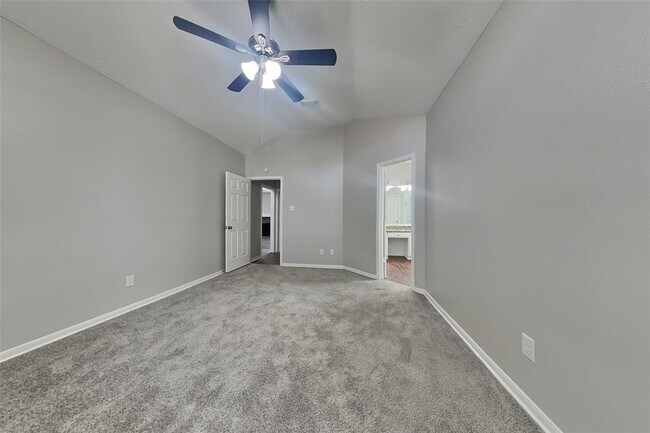 Building Photo - 6226 Langham Dr
