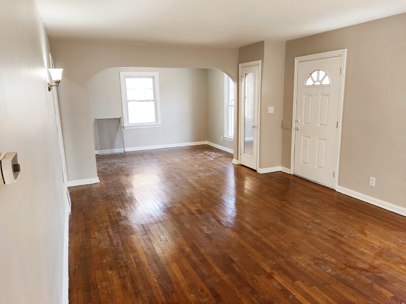 Building Photo - 1516 Wilmar Rd