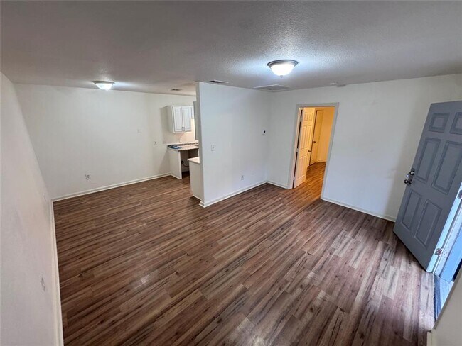 Building Photo - 8207 Sam Rayburn Dr