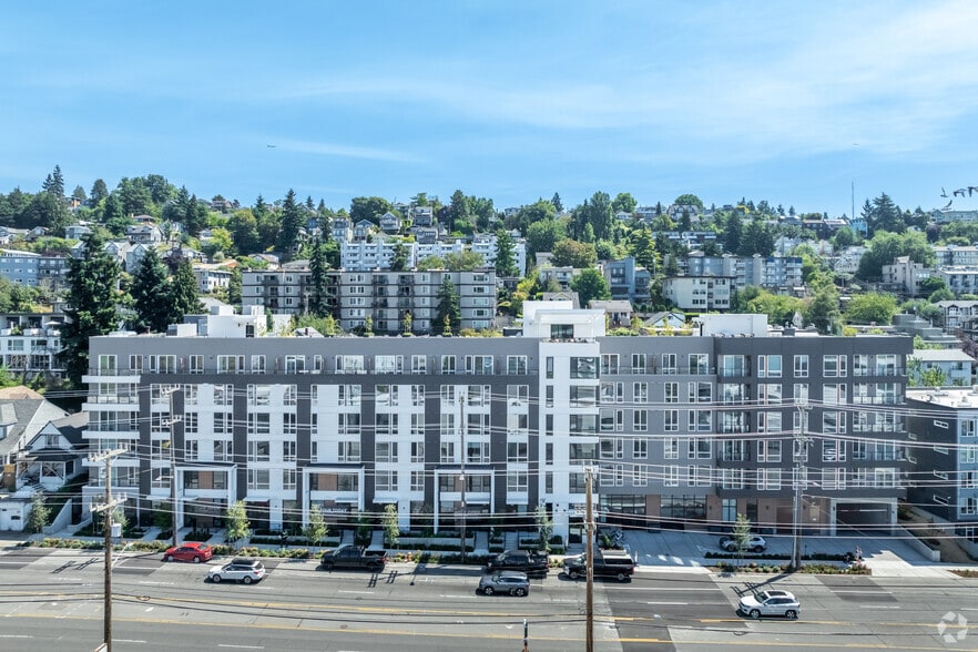 Building Photo - Ion Queen Anne