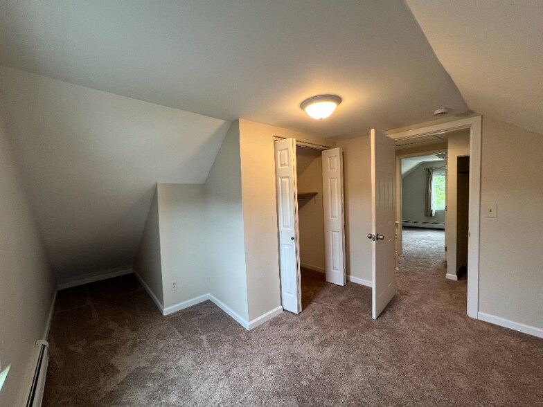 Building Photo - 23124 Grove St