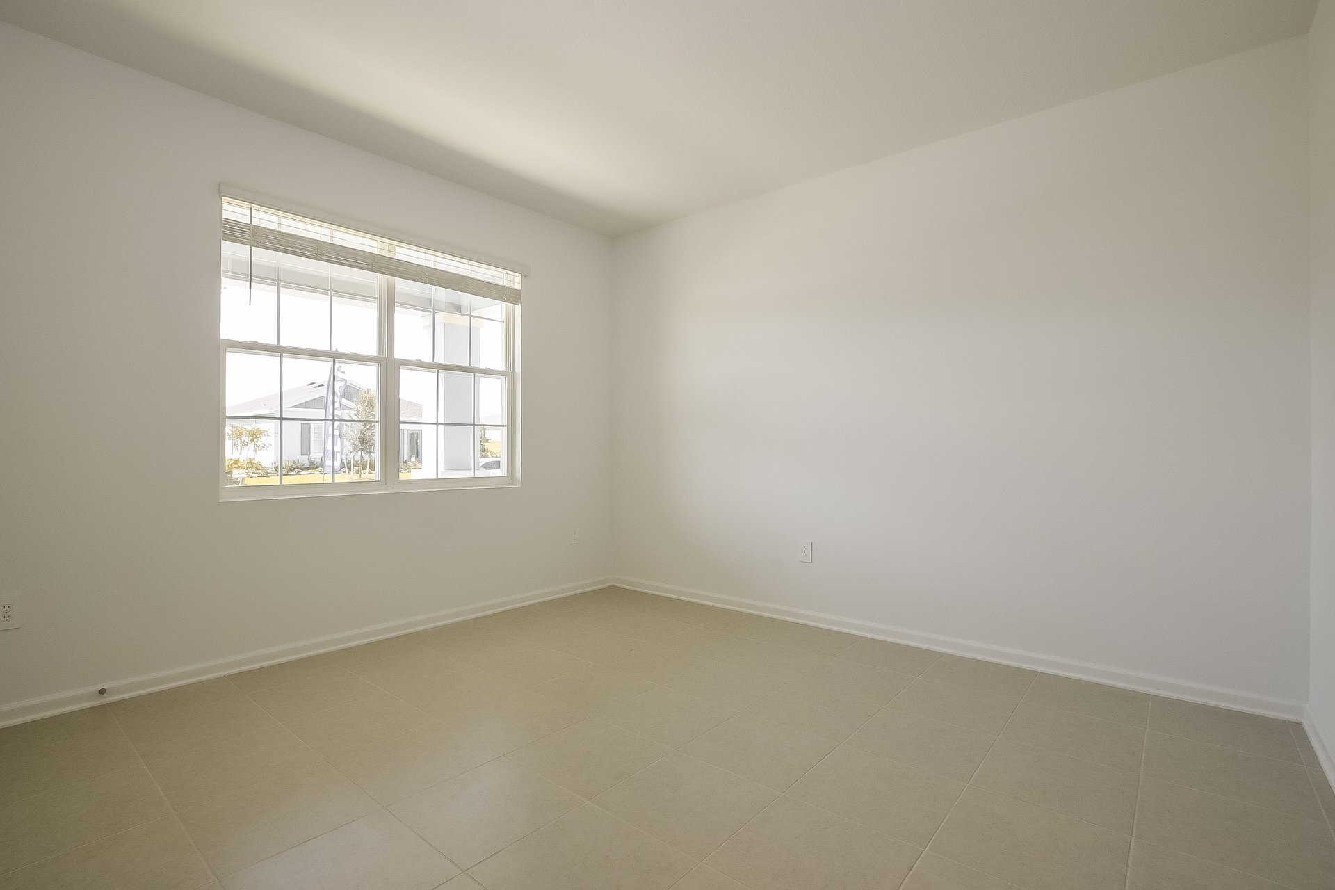 Building Photo - 7656 Gemstone St
