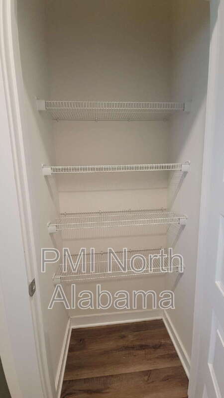 Building Photo - 7203 Chatfield Wy NW