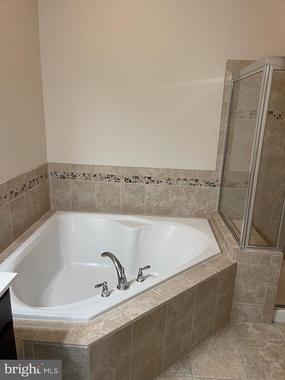 Building Photo - 7287 Elkridge Crossing Way