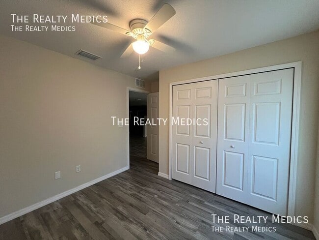 Building Photo - 106 Walnut Dr