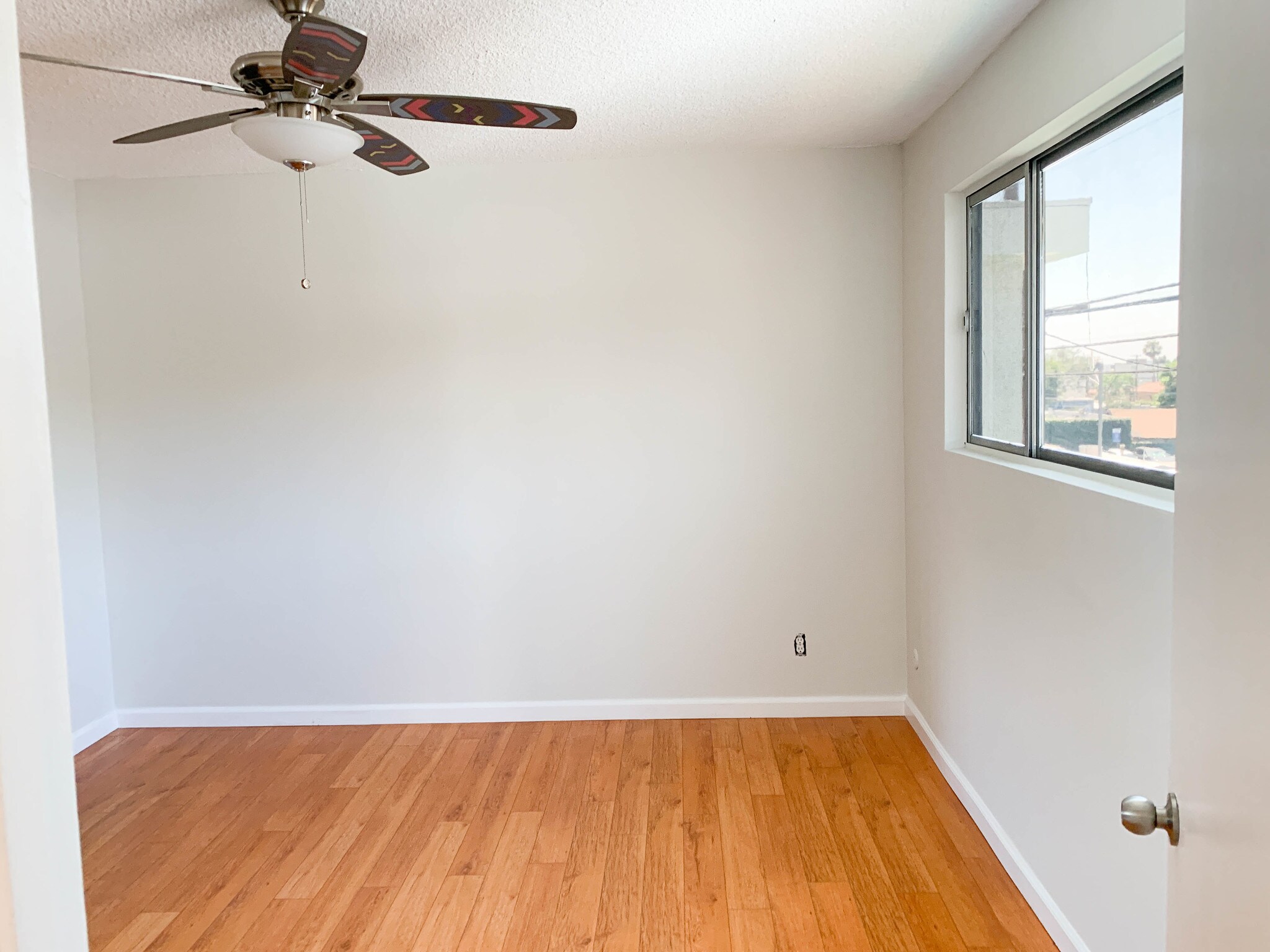 Building Photo - 1145 N Ogden Dr