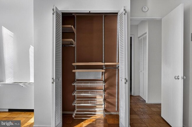 Building Photo - 1311 Delaware Ave SW