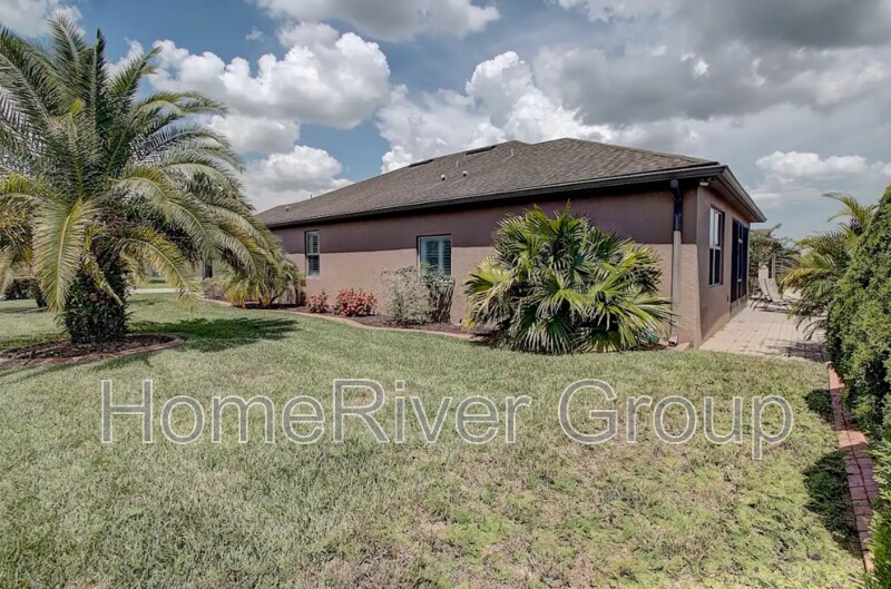 Building Photo - 581 Vista Sol Dr