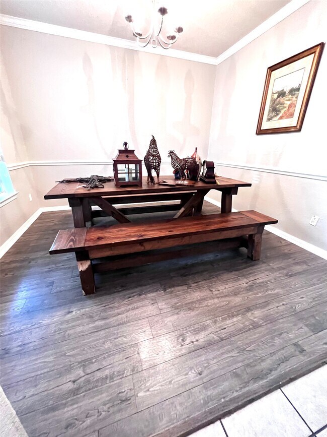 Building Photo - 422 Abbey Ln