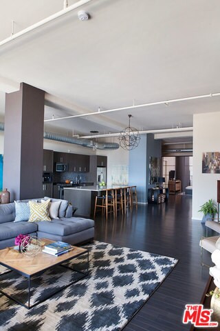 Building Photo - 1645 Vine St