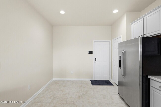 Building Photo - 6280 Autumn Berry Cir