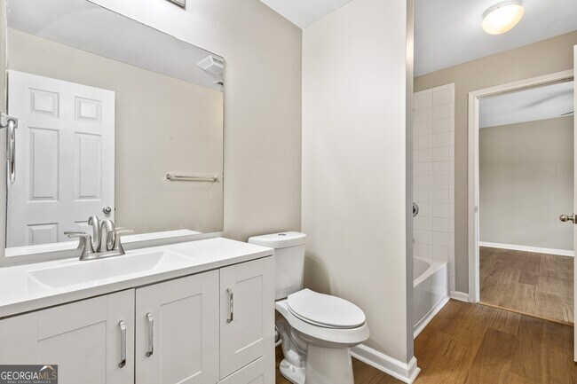 Building Photo - 606 Lofty Ln