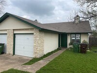 Building Photo - 2305 W Mesa Park Dr