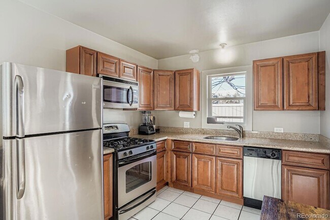 Building Photo - 2225 S Gilpin St