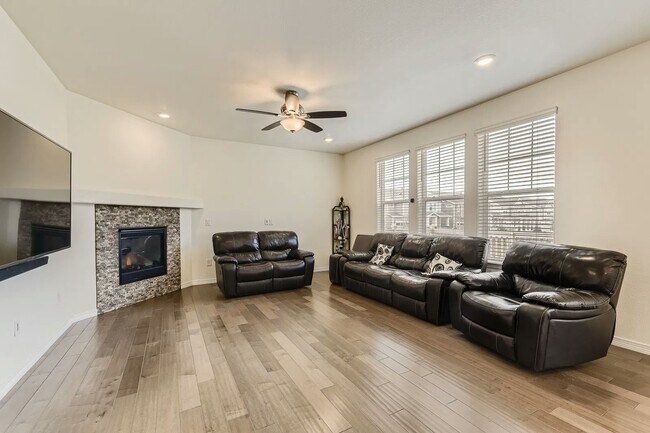 Building Photo - 14701 Rotterdam Ave