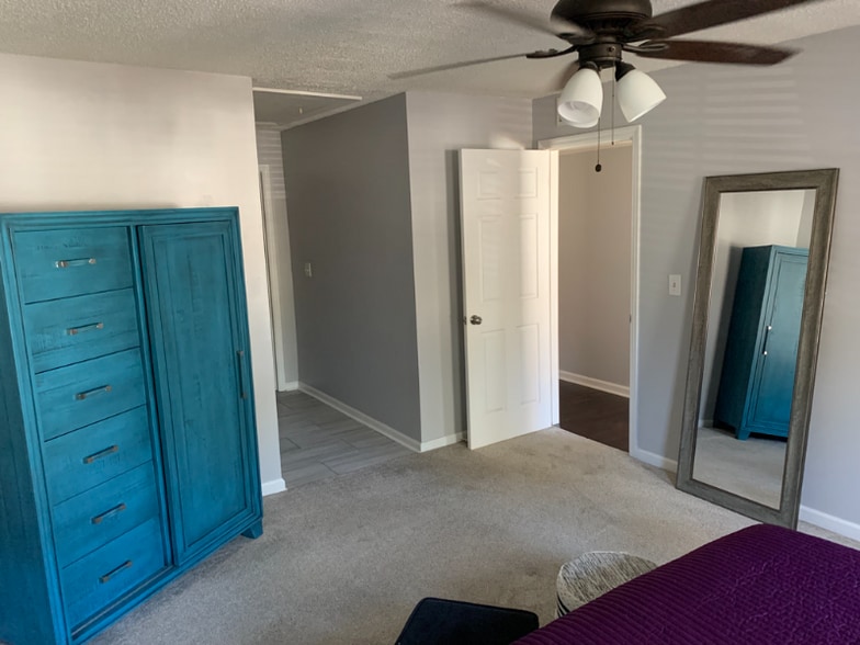 Building Photo - 4026 Whitehall Way
