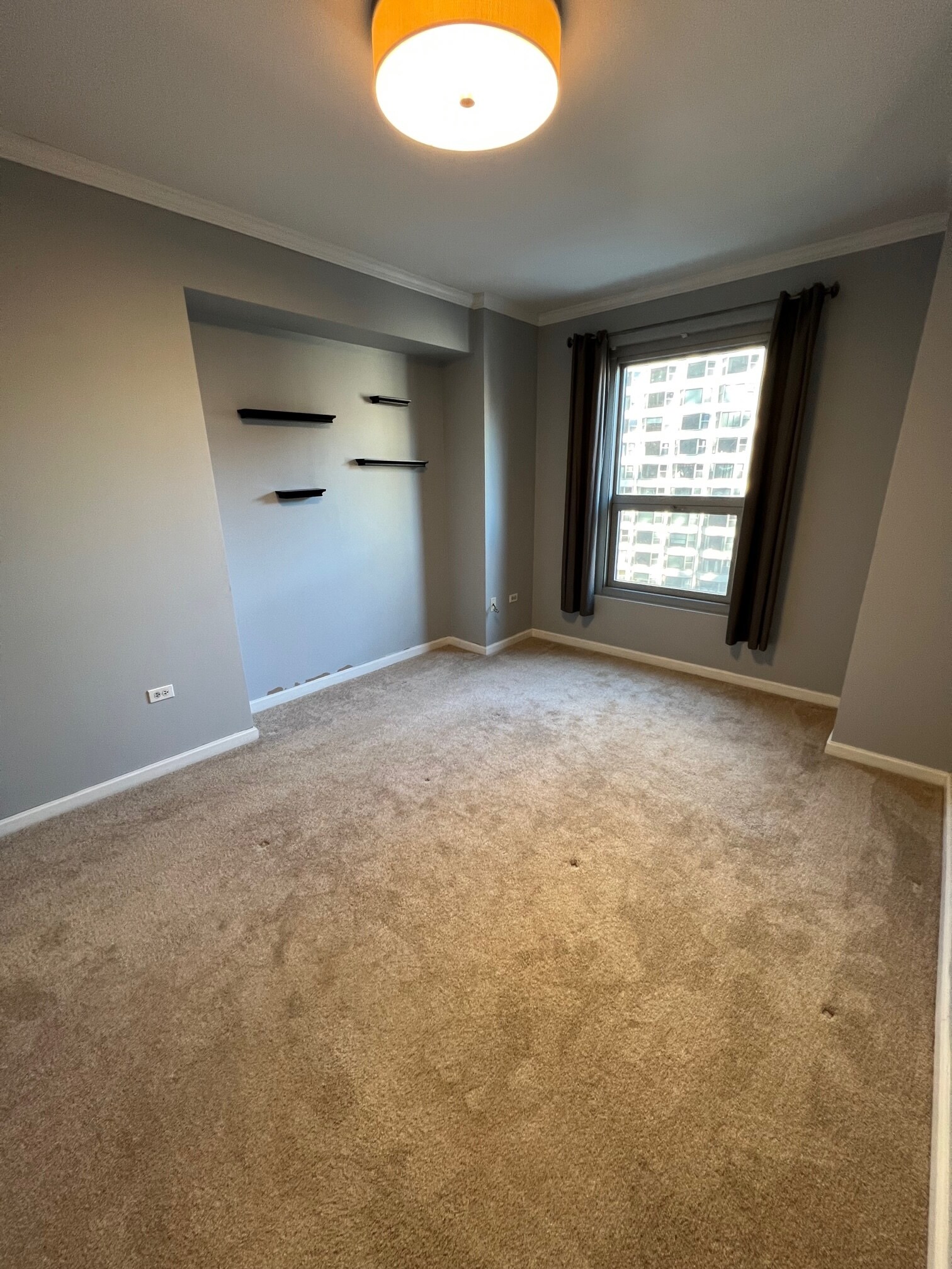 empty bedroom - 160 E Illinois St