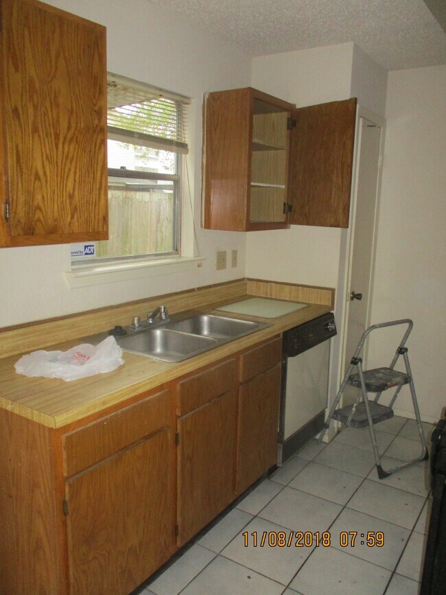 Building Photo - 4311 Daisy Meadow Dr