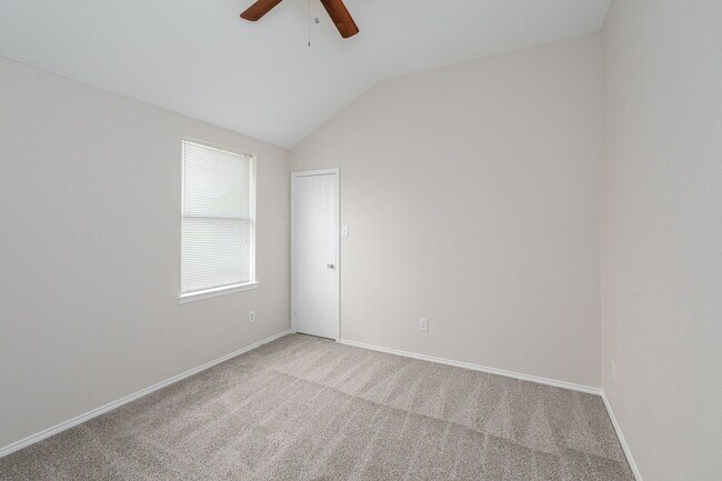 Building Photo - 1821 Canvasback