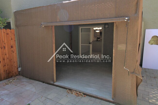 Building Photo - 2641 Decker Way