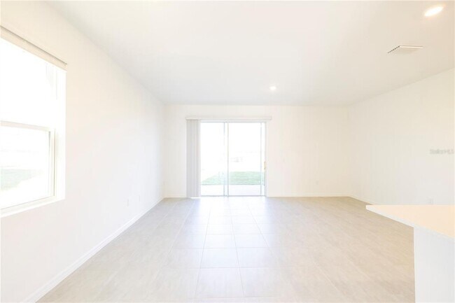 Building Photo - 7609 WATERSCAPE Dr