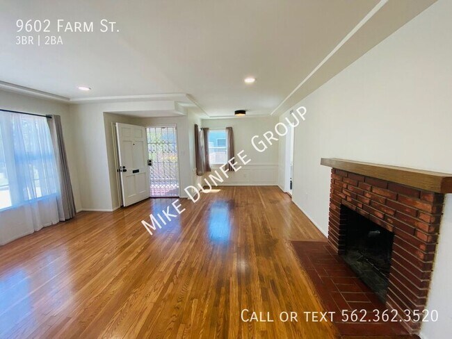 Building Photo - 9602 Farm St