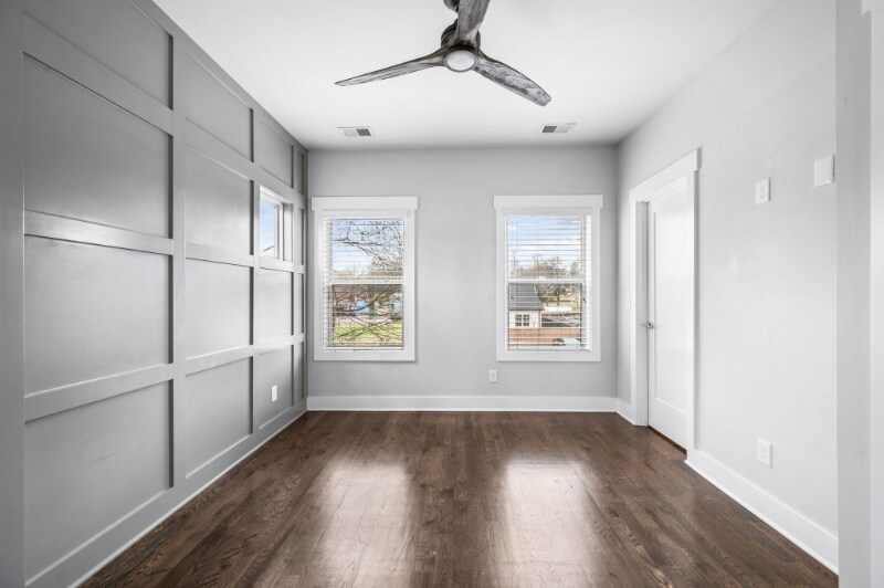 Building Photo - 1833 16th Ave N