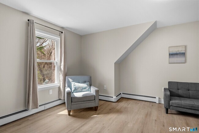 Building Photo - 3 Kenyon Rd