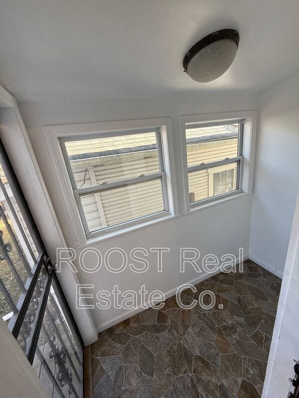 Building Photo - 1132-1134-1134 N Murray St