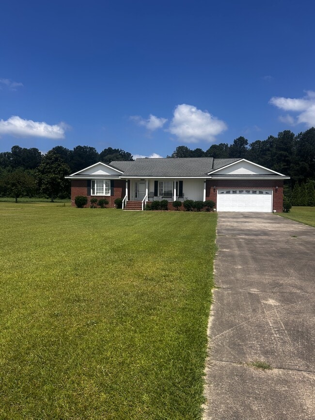 Primary Photo - 2411 NC-122