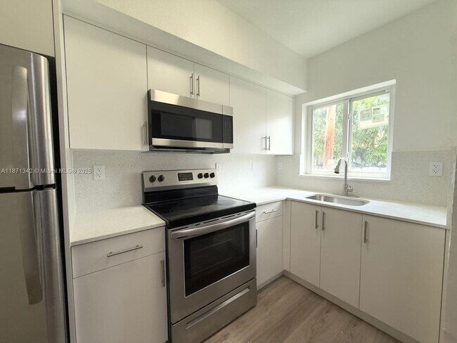 Building Photo - 424 NW 84th St