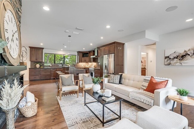 Building Photo - 2502 Spring Creek Dr
