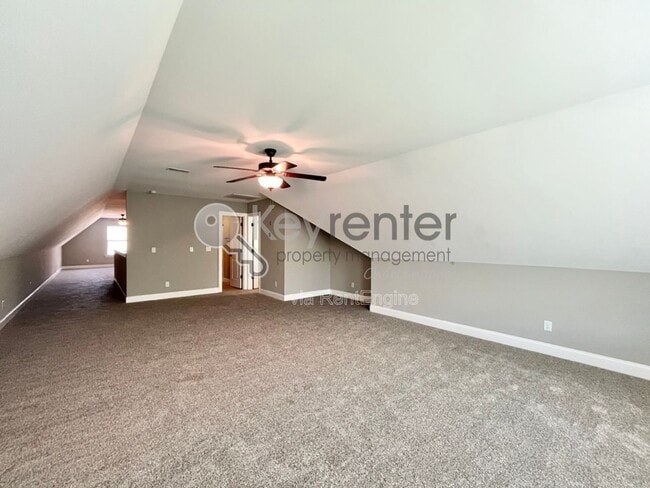 Building Photo - 2758 Waterhaven Dr