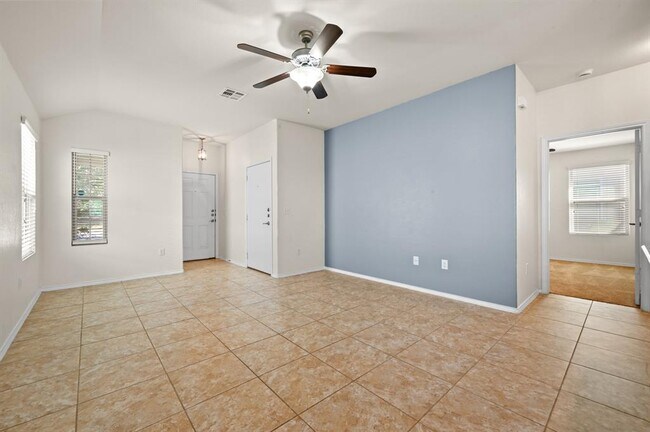 Building Photo - 10209 Crescendo Ln