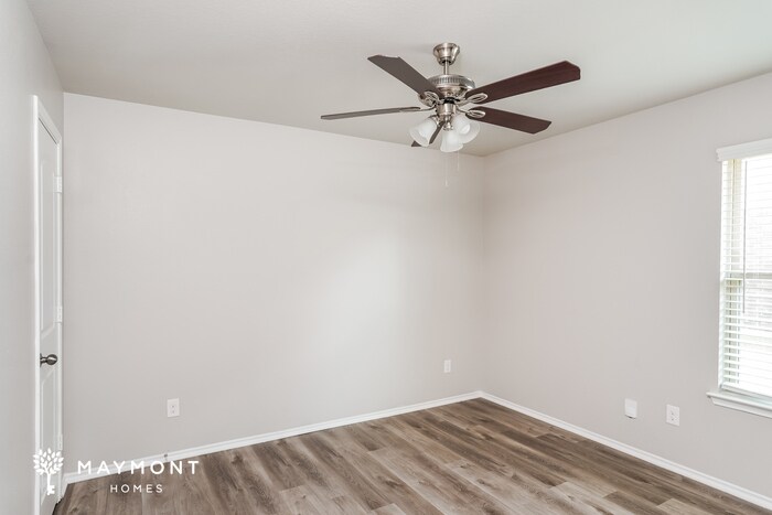 Building Photo - 23823 Bluewood Trace