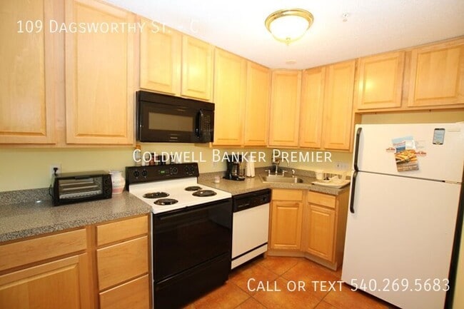 Building Photo - 109 Dagsworthy St