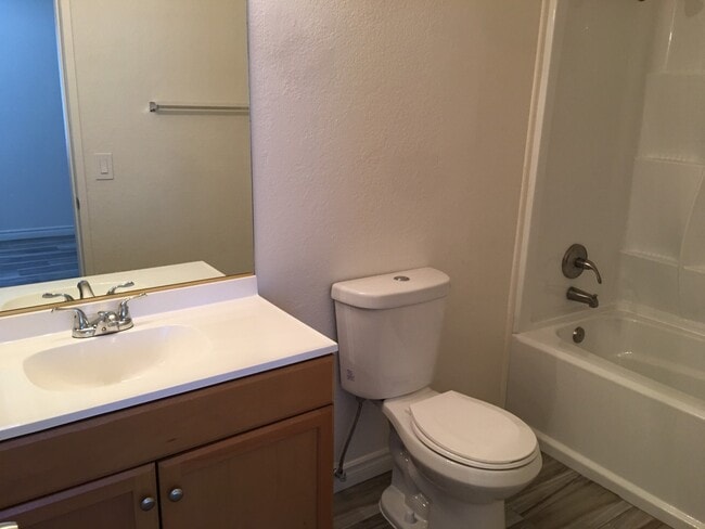 Building Photo - 3151 N Soaring Gulls Dr