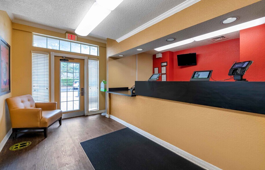 Building Photo - Furnished Studio-Jacksonville - Southside ...