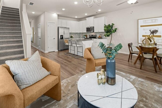 Building Photo - 4285 Notting Hill Dr SW