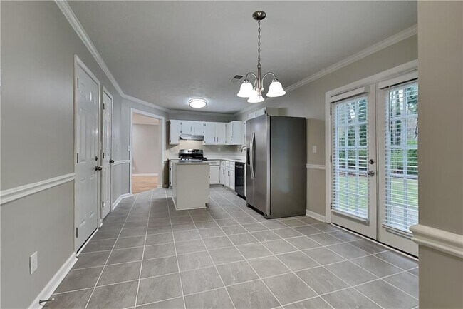 Building Photo - 5652 Longbow Dr