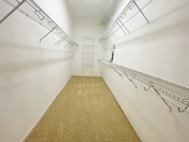 Building Photo - 19806 Shavon Springs Dr