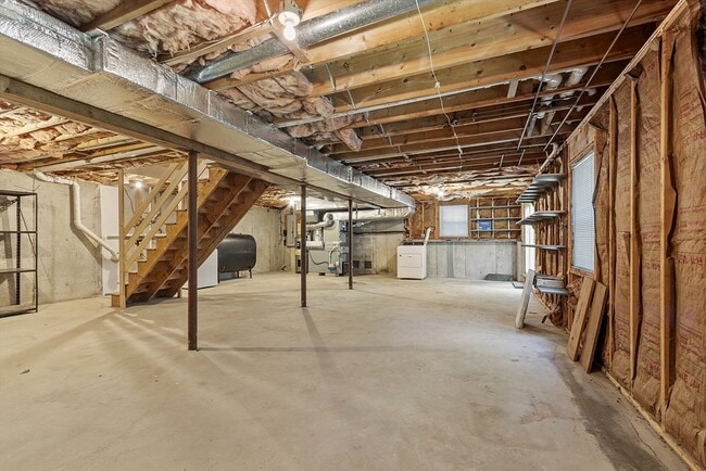 Building Photo - 34 Hall Rd